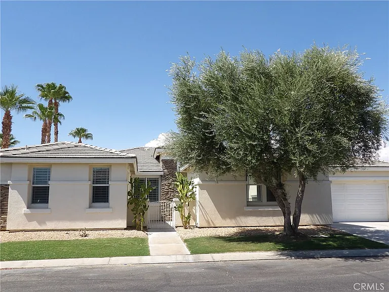 83420 Lightning Rd — Photo 1