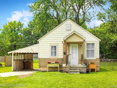 755 Robinwood St, Pontiac, MI, 48340