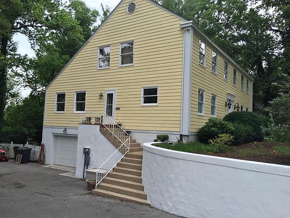 3rd image of 1133 Snowdon Dr #2