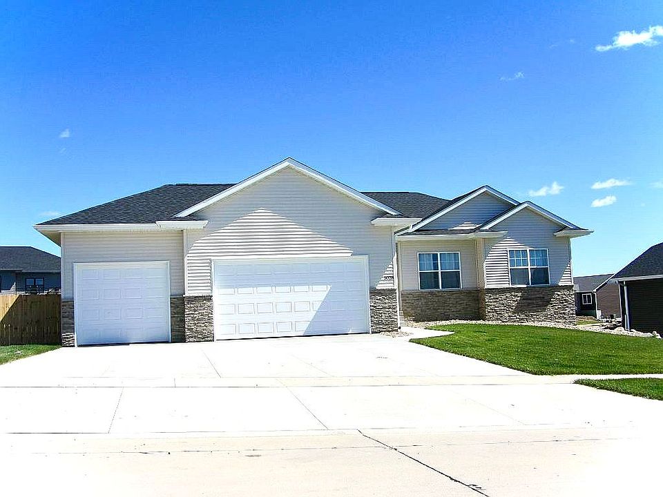 1st image of 5028 Ironwood Dr