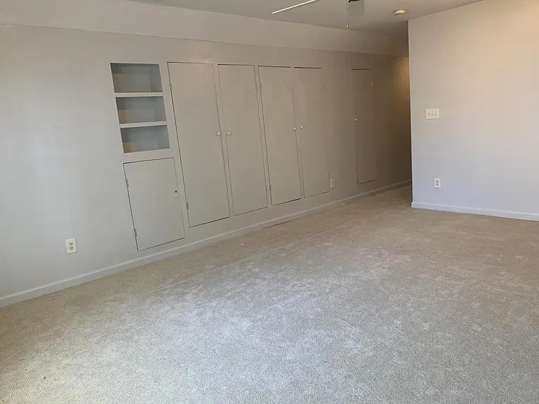 2827 Aristocrat Ln — Photo 6