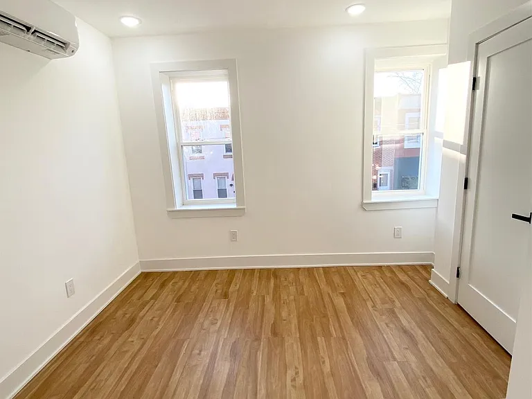 2533 N 7th St #B — Photo 6