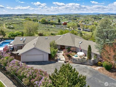 190 Twin Peaks Road, Selah, WA, 98942