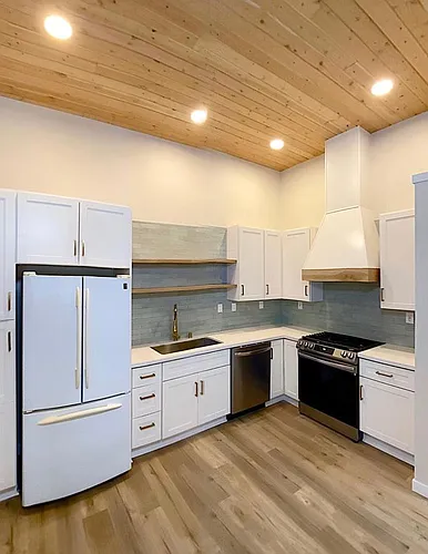 11 Lemon Dr #B Photo 1