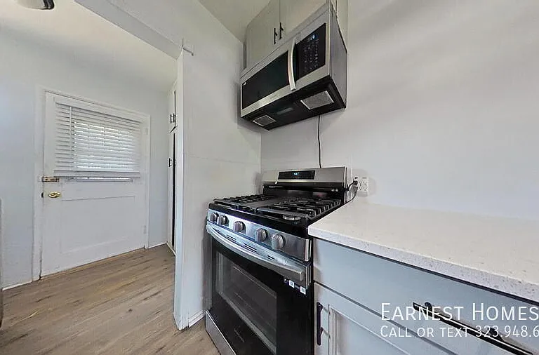 15544 Romar St — Photo 12