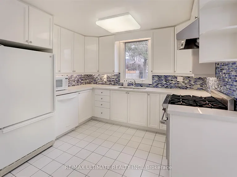 12 Tregellis Rd — Photo 12