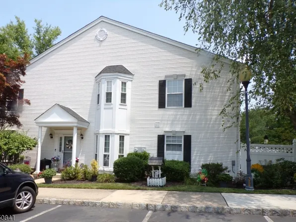 401 Harvest Ln, South Brunswick Twp., NJ 08852