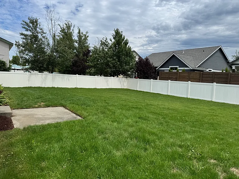 7364 N Courcelles Pkwy — Photo 2