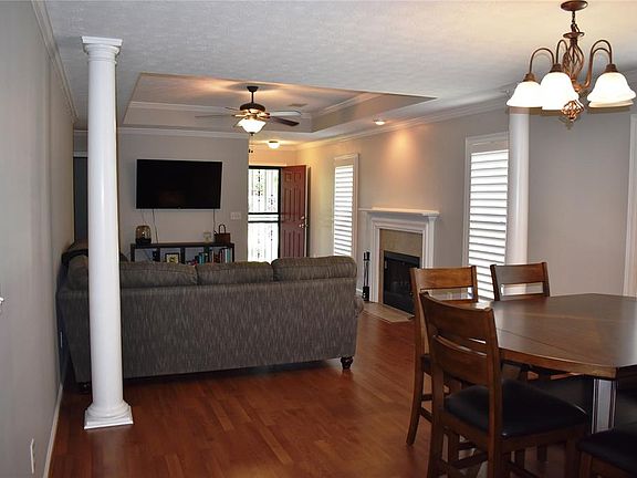 4th image of 1137 Stafford Dr