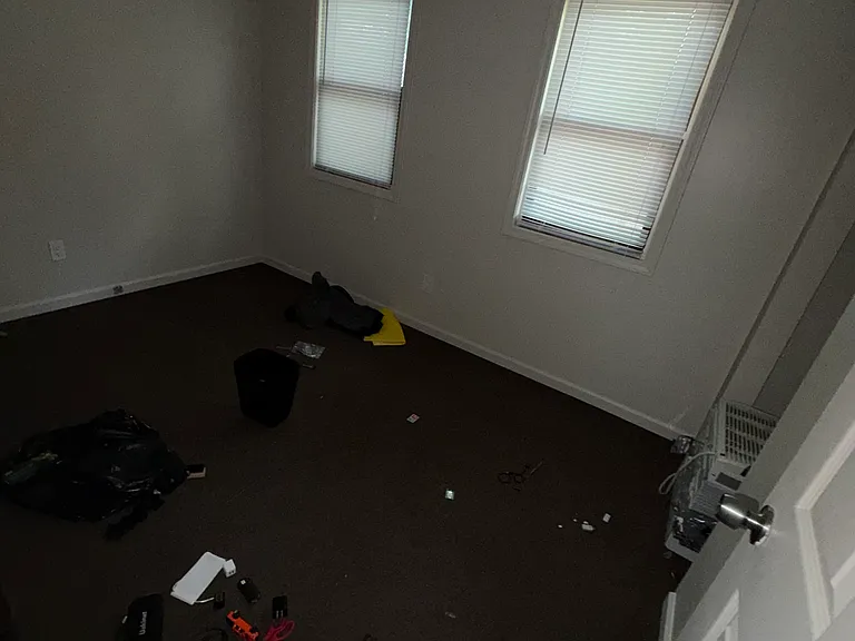 107 Peck St — Photo 3