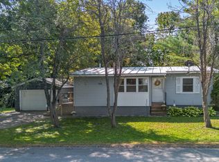 22 Gilbert St, Waterville, ME 04901