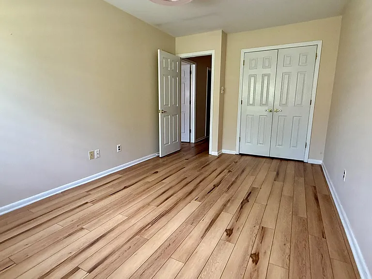 5545 Doral Dr — Photo 14