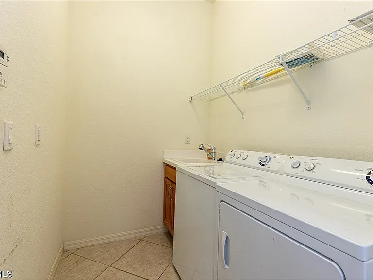 11108 Esteban Dr — Photo 29