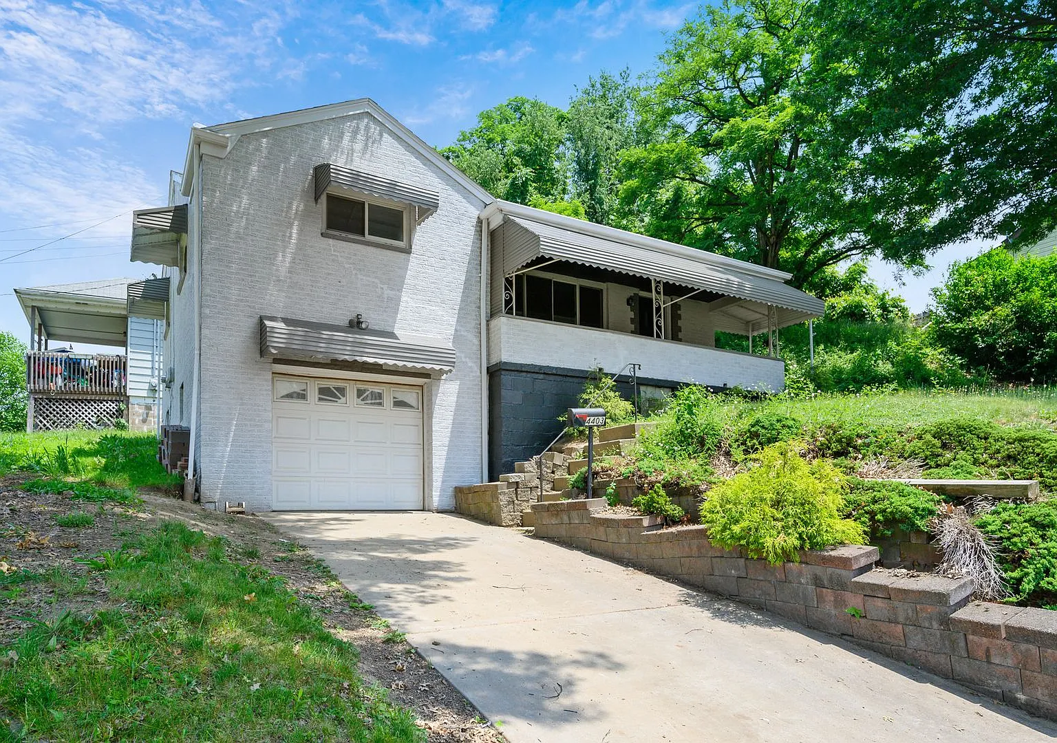 Stunning 3 bedroom home in West Mifflin available October 1! — Photo 4