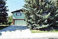 1121 Crest Hill