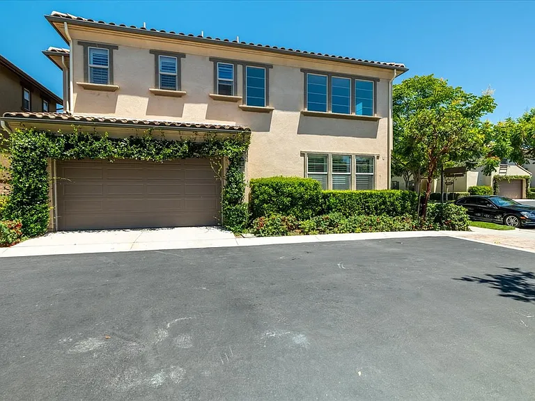 35 Lomada St — Photo 17