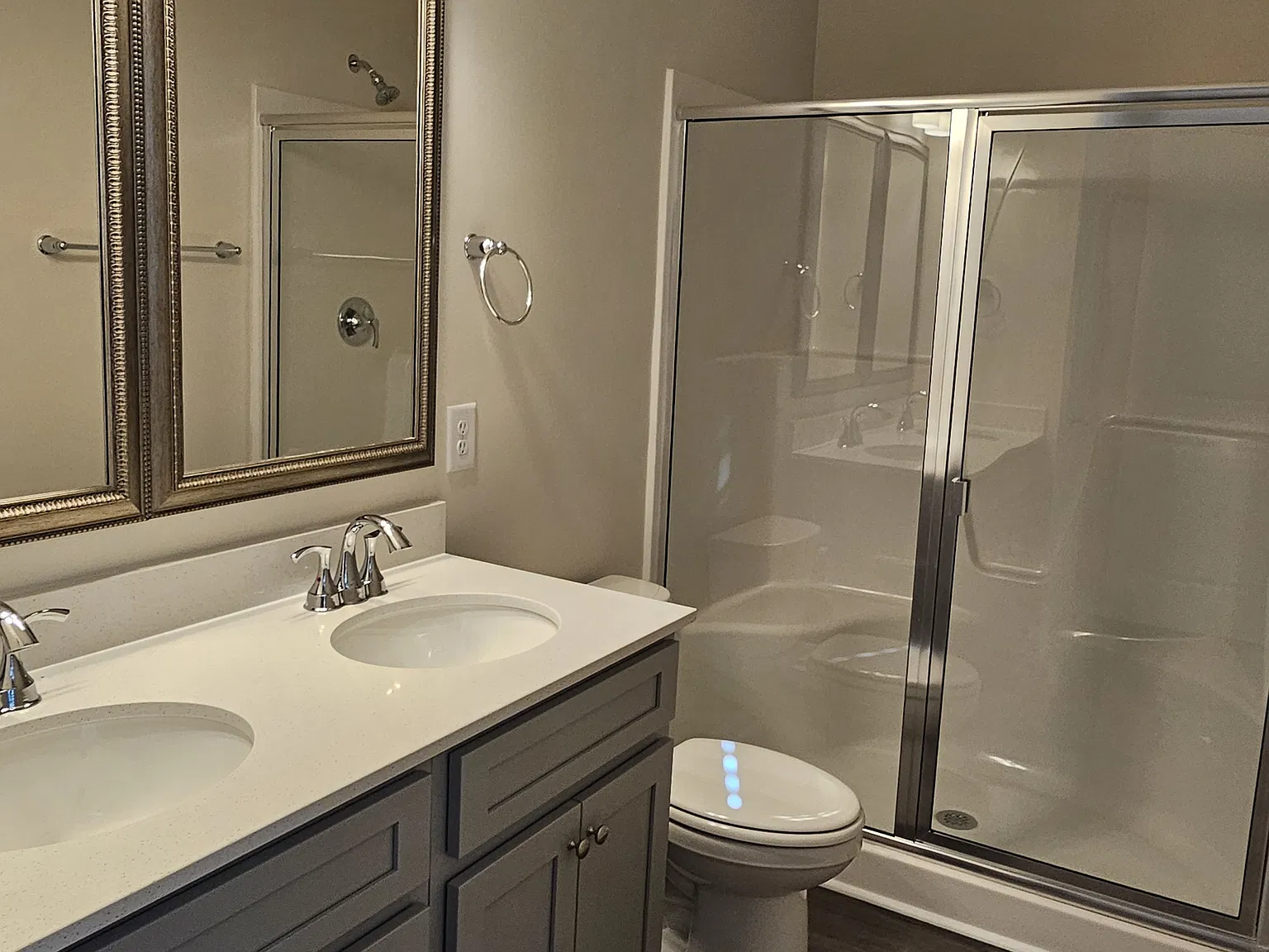 3 bed, 1696 sqft, $2,060 — Photo 2