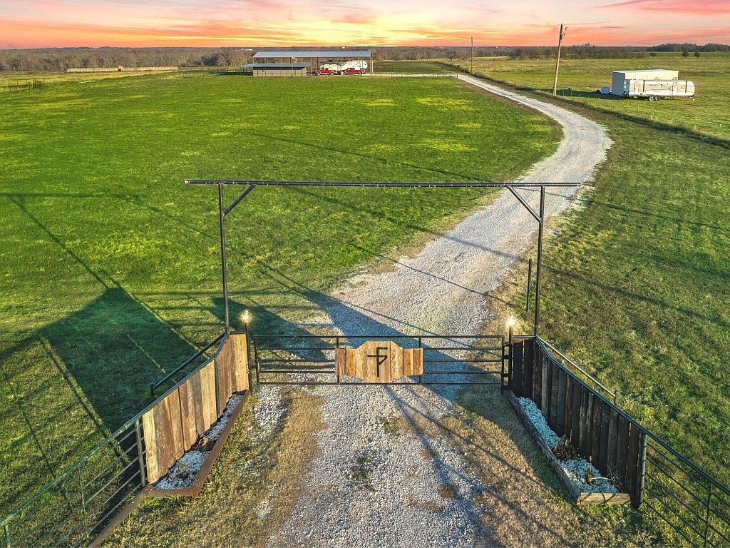 393 County Road 4875, Leonard, TX 75452 Zillow