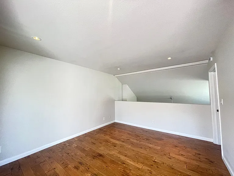 401 E California Blvd #210 — Photo 13