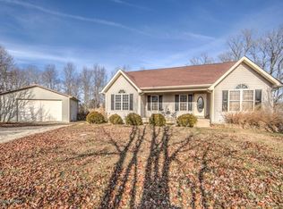 169 Wagon Trl, Taylorsville, KY 40071