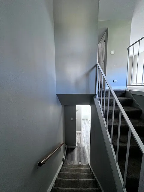 2 bed, 980 sqft, $1,800 — Photo 4