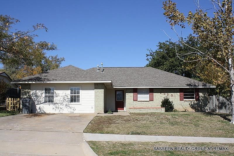 1st image of 2323 NW Dunstan Ln