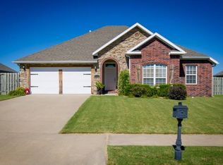 396 Carrington Ave, Springdale, AR 72764