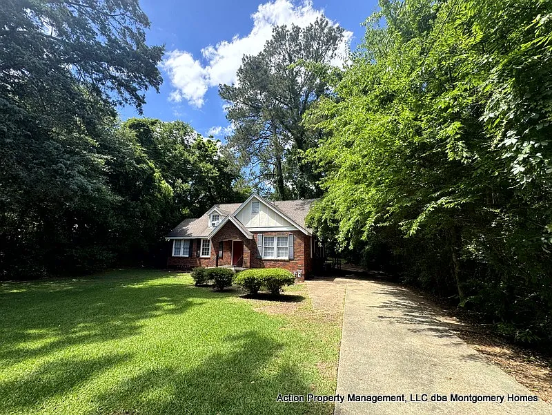 1331 Glen Grattan Drive — Photo 2