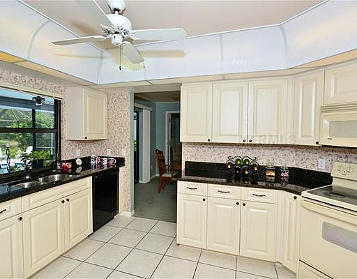 5th image of 817 Harrowood Ct