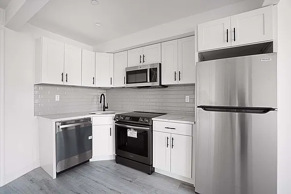 Rented by Nolita Group | media 4