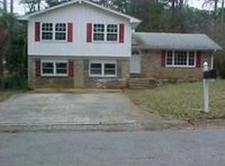 842 Rock Gap Dr, Stone Mountain, GA