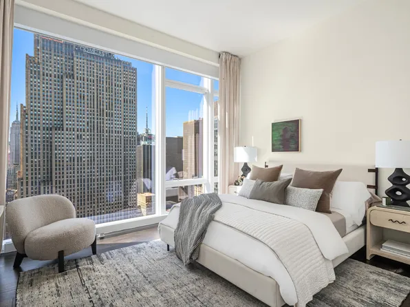 20 West 53rd Street image 11 of 13