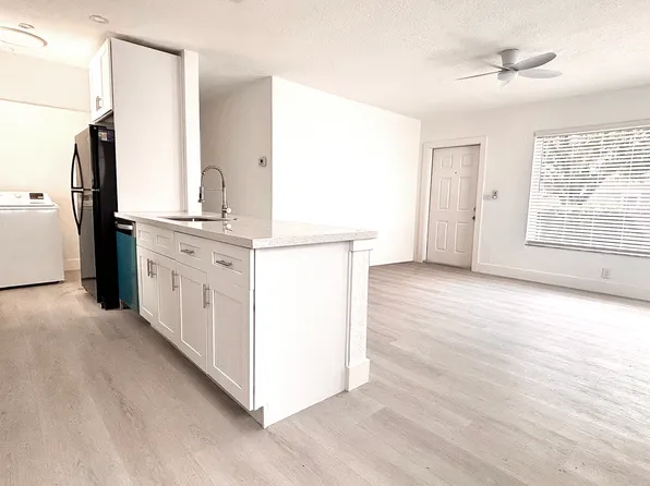 721 N 68th Ter, Hollywood, FL 33024