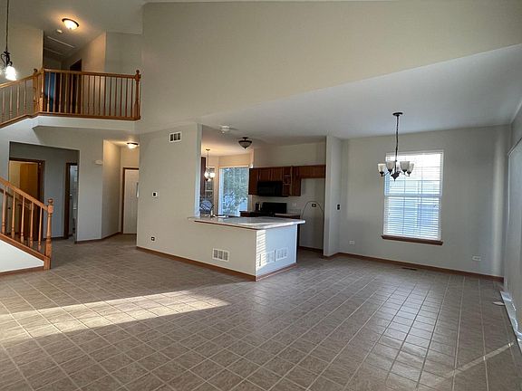 Family room /dining room/ kitchen