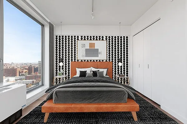 Rented by Greystar | media 7