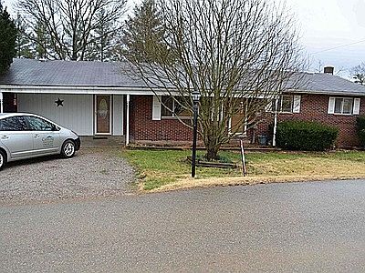 2nd image of 78 Wonder Hills Dr