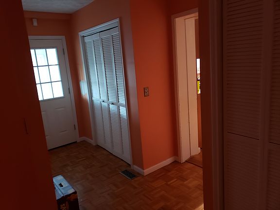 Hallway leading from sunroom