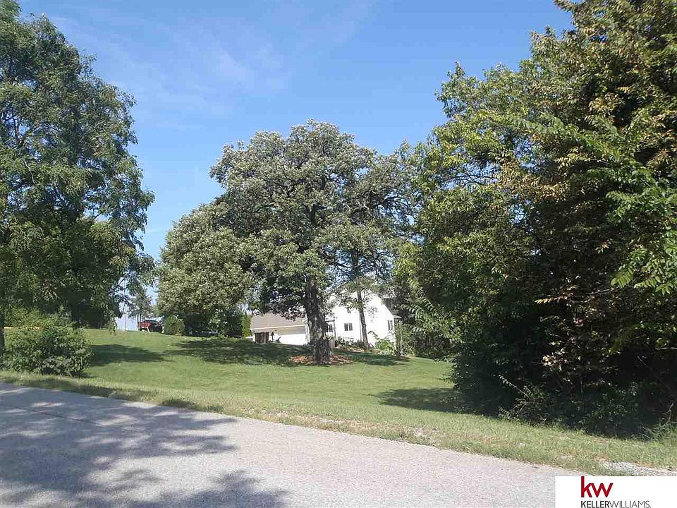 1st image of 1602 Beaver Lake Blvd