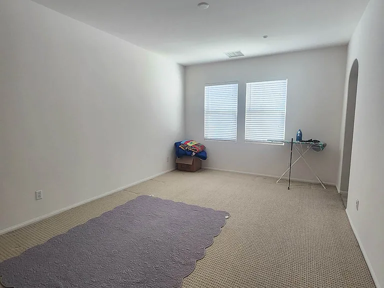 526 S Melrose St — Photo 6