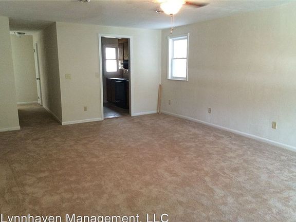5th image of 309 Dinwiddie St #B