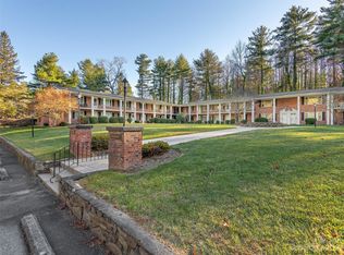 102 Boyd Dr #5B, Flat Rock, NC 28731