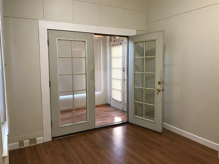 1st room: First room on the Right hand side (with access to front porch/sunroom) 5
