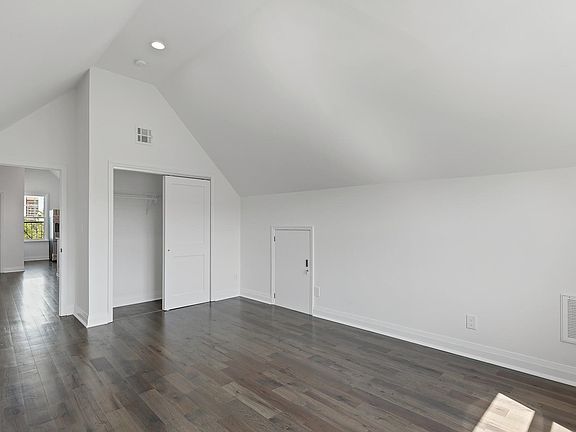5th image of 208 Shippen St #3