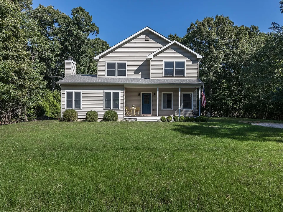 35 Glade Rd