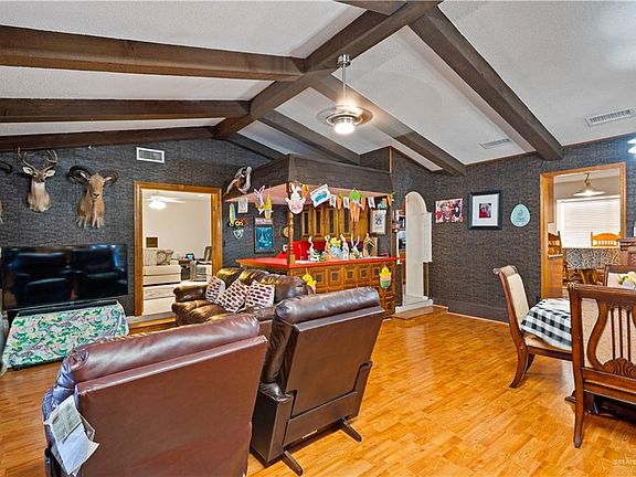 5th image of 501 S Greene Rd