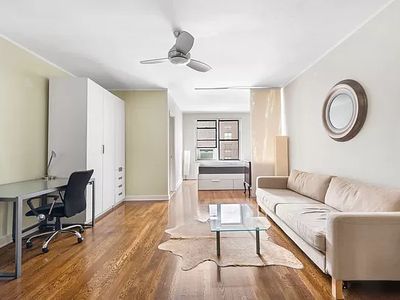 350 E 54th St APT 6C, New York, NY, 10022