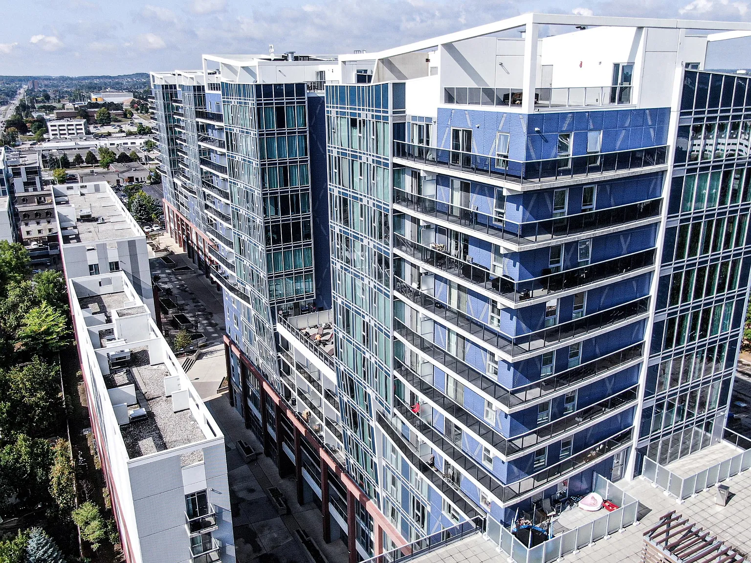 The Hub Geowave — Photo 2