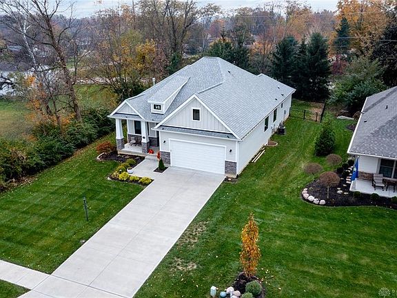 3rd image of 1760 Country Corner Ln