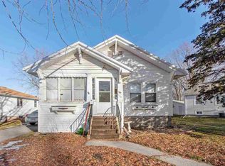 936 Holzer St, Green Bay, WI 54303