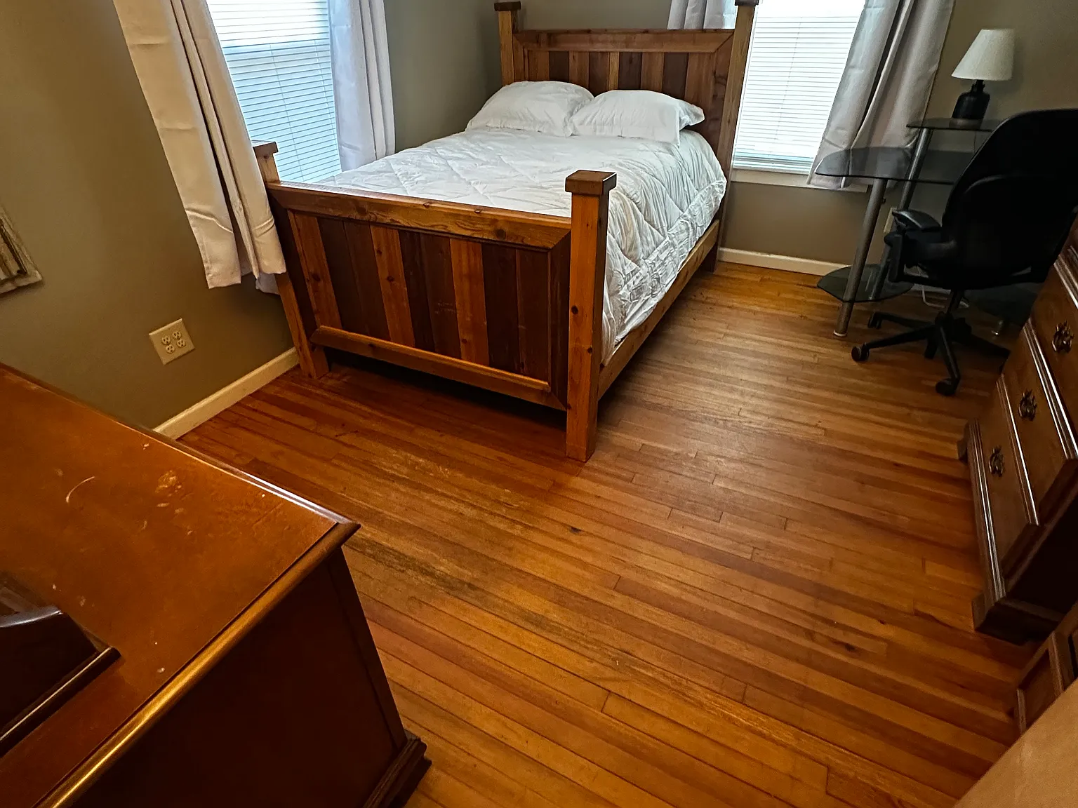 1 bed, 1.5 bath, 1500 sqft, $860 — Photo 1